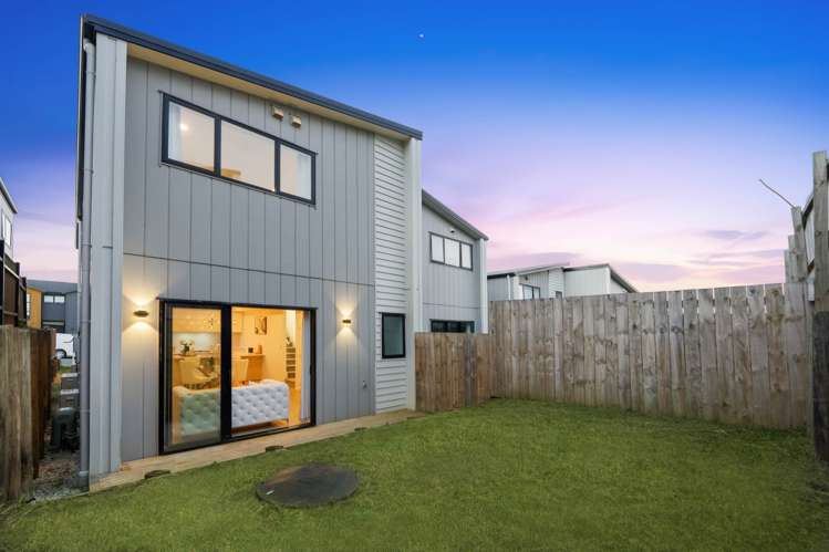 3A Frontier Lane Flat Bush_6
