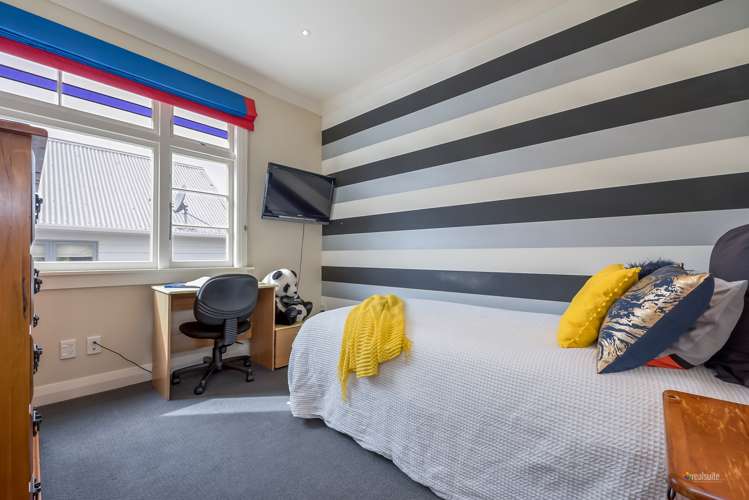 83 Woburn Road Woburn_15