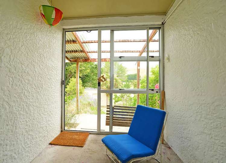 769 Ardgour Road Westland Surrounds_12