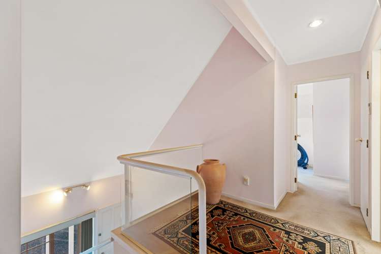 27 Woodfern Crescent Titirangi_18