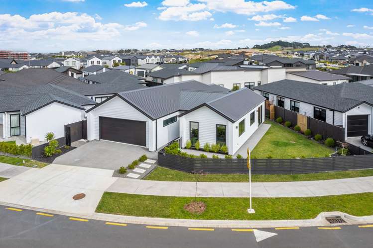 8 Matahae Crescent Wainui_20