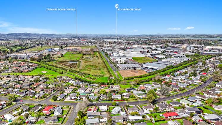 93 Hyperion Drive Randwick Park_17