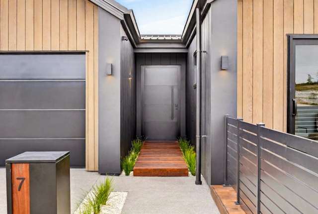 Elevated Architectural Living