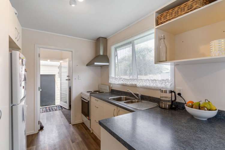 21 Chrisarda Place Red Hill_11