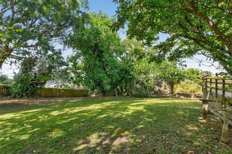 49 Petley Road Paparoa_21