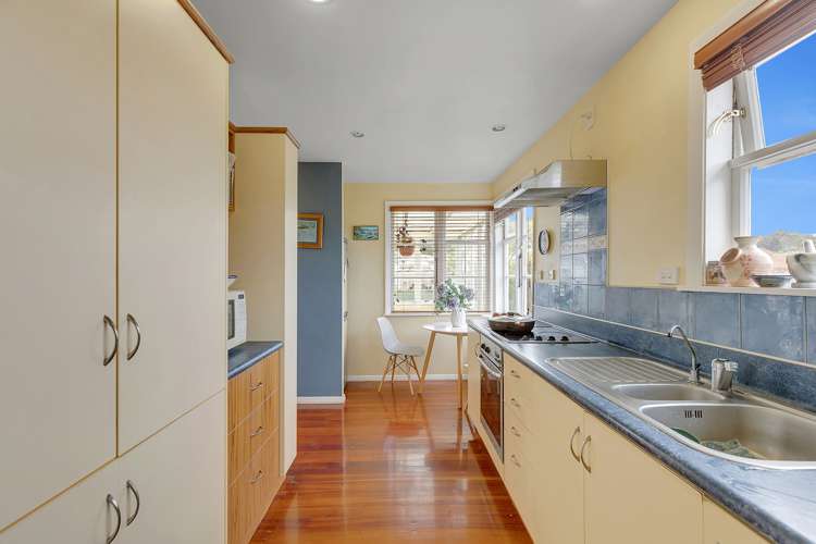 37 Main Road Titahi Bay_11