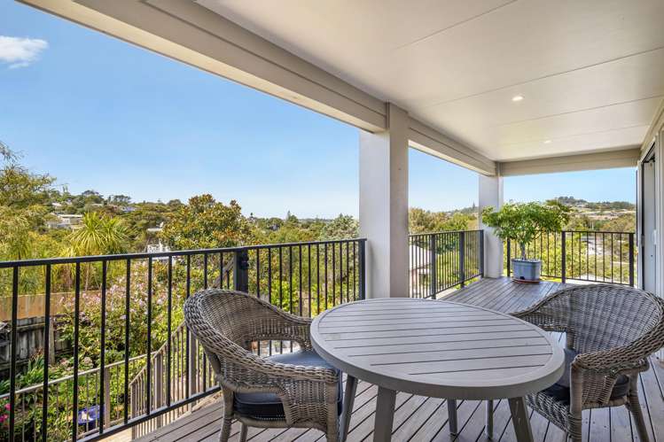 7B Melia Place Stanmore Bay_7