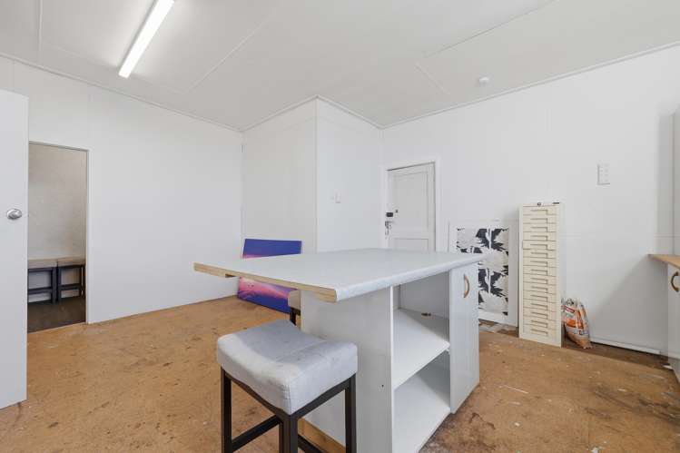 590 Hillside Road Caversham_15