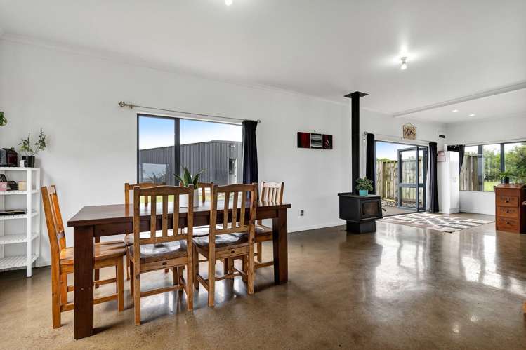 1544 South Road Manutahi_10