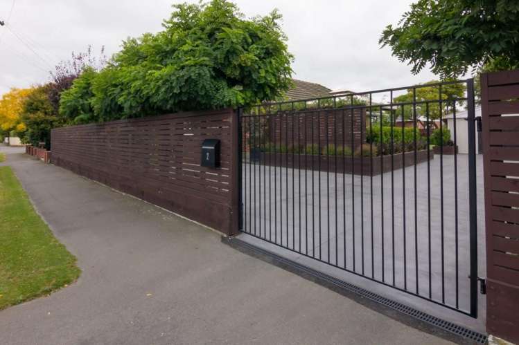 2 Springbank Street Bryndwr_19