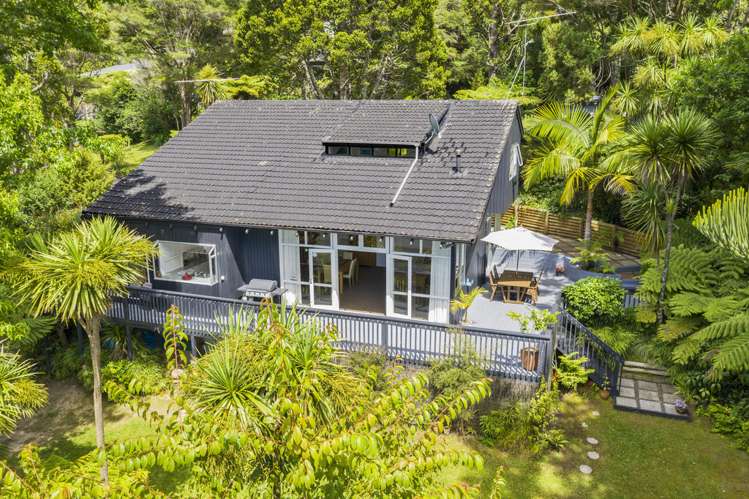 49 Daffodil Street Titirangi_17