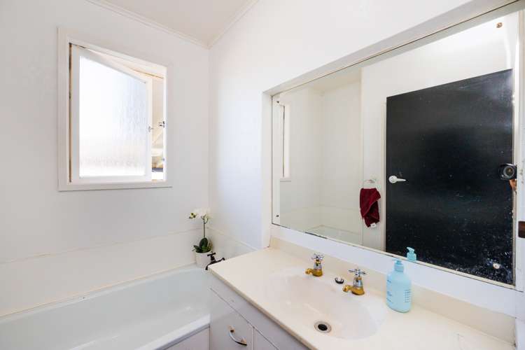 35 Makino Road Feilding_9