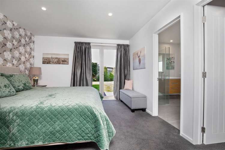 25 Faulks Drive Lincoln_12