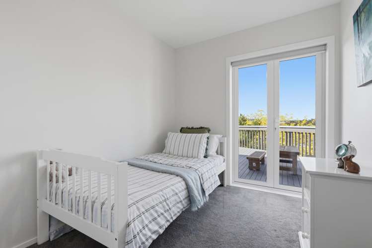 129 West Hoe Heights Orewa_15