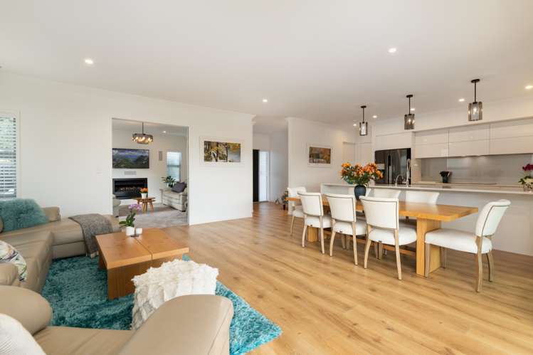 22 Coast Boulevard Papamoa_12