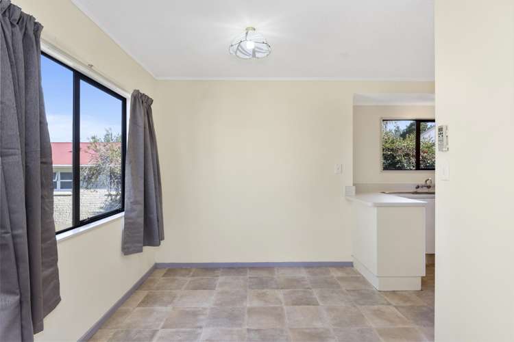 47b Millers Road Brookfield_5