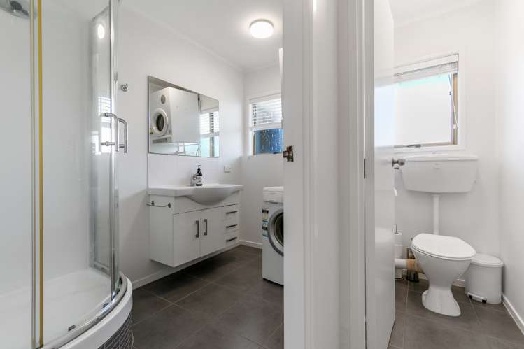 2/22a Church Street Northcote Point_7