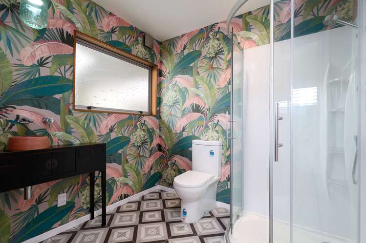 6 Britannia Heights Stepneyville_18