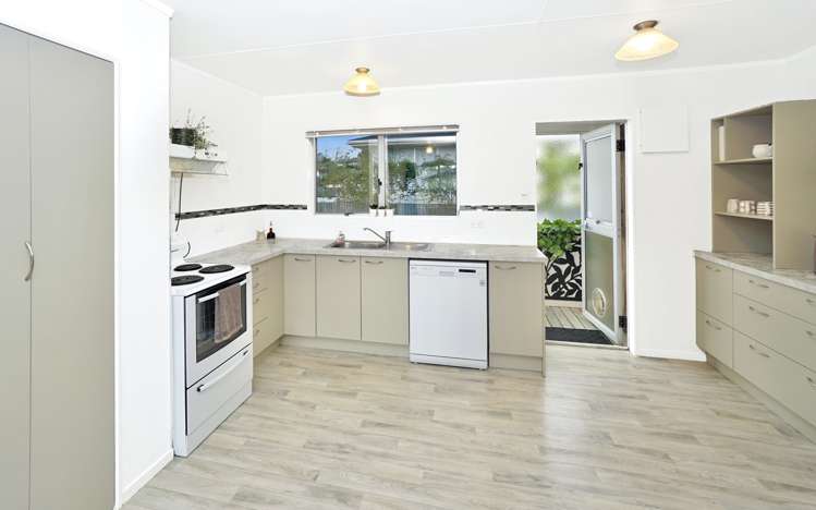 10 Conifer Place Te Puke_16