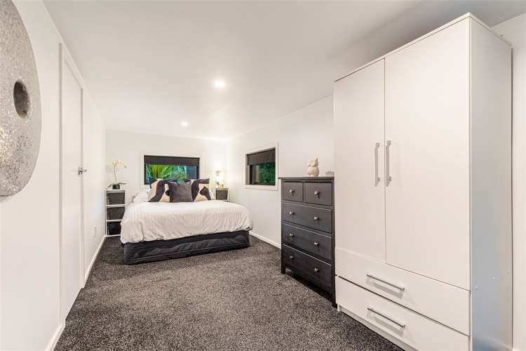 6 Tawari Road Henderson Valley_13