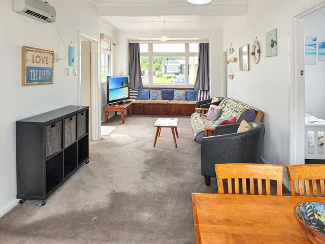 3 Chrystall Street Foxton Beach_3