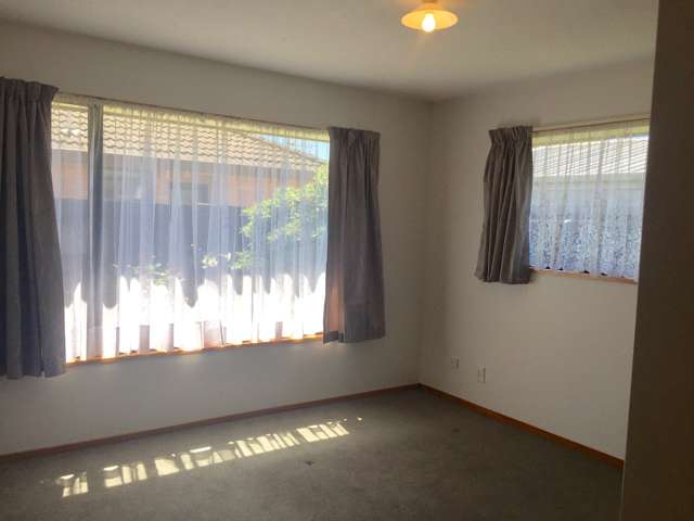 2 Dumfries Drive Hei Hei_4