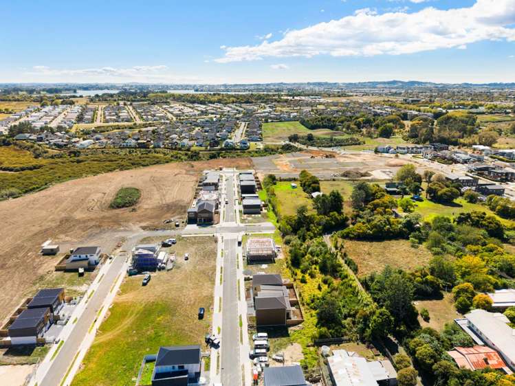 11 Taipahitini Road Karaka_29