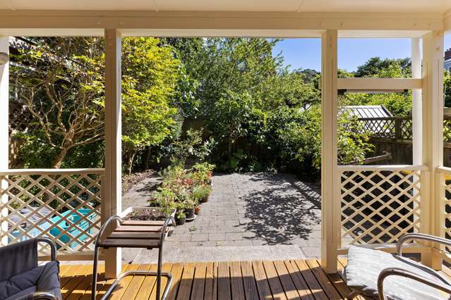 70 Te Wharepouri Street Berhampore_2