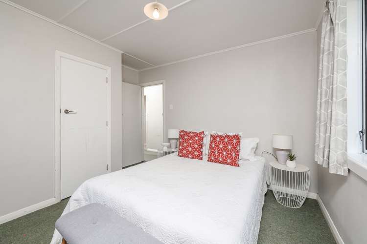 59 Cockerell Street Brockville_7