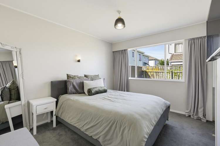 9/171 Queens Drive Lyall Bay_7