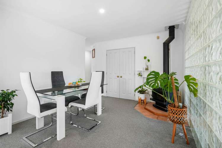 8 John Lister Close Golflands_10