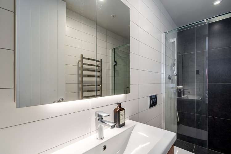 301/12 Vinegar Lane Grey Lynn_15