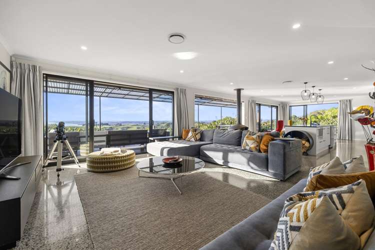 666 Te Hutewai Road Raglan_8