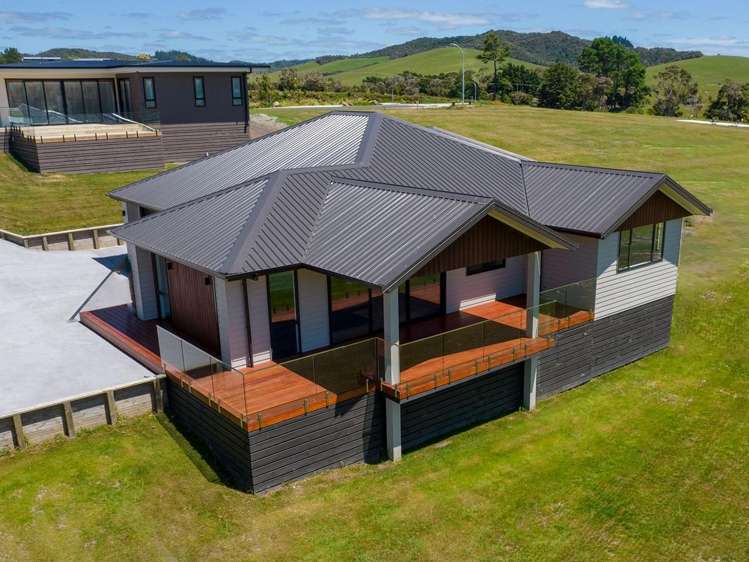 40 Admiralty Drive_3