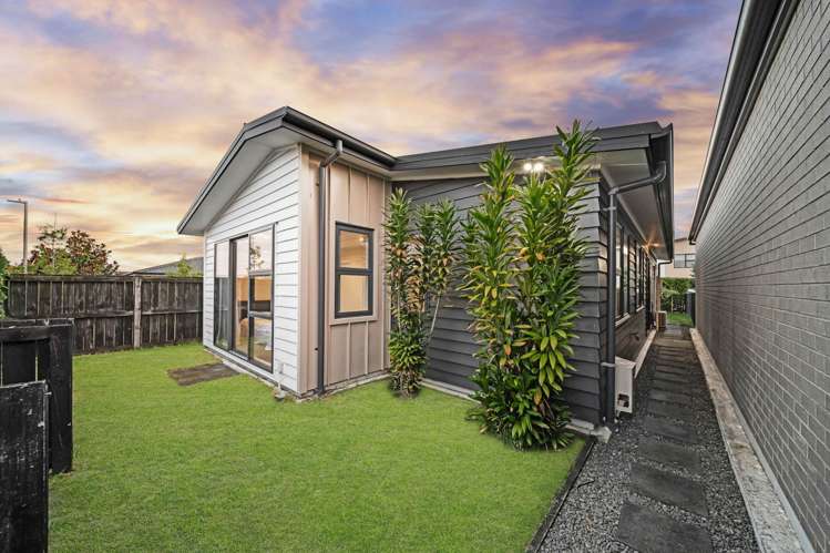 42 Liberation Road Papakura_10