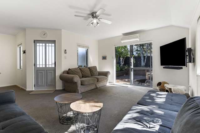 99 Kamara Road Glen Eden_2