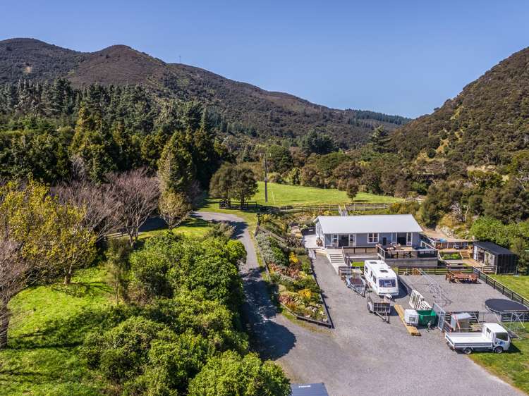 766 State Highway 2 Featherston_23