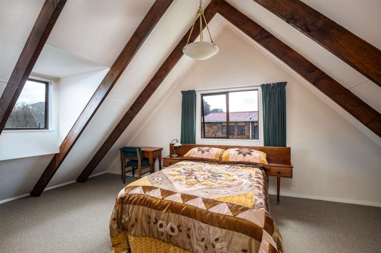 82 Barrett Road Whalers Gate_15