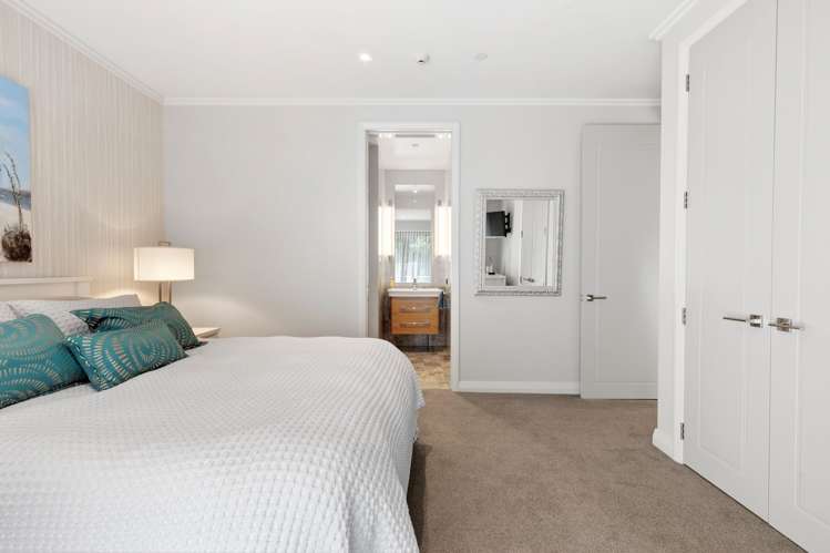 208/283 Wakefield Quay Stepneyville_31