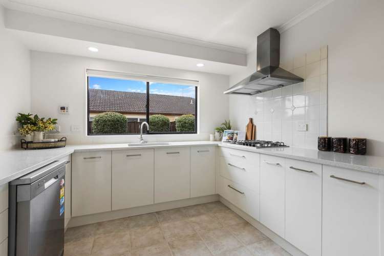 37 Croftview Road Wattle Downs_3