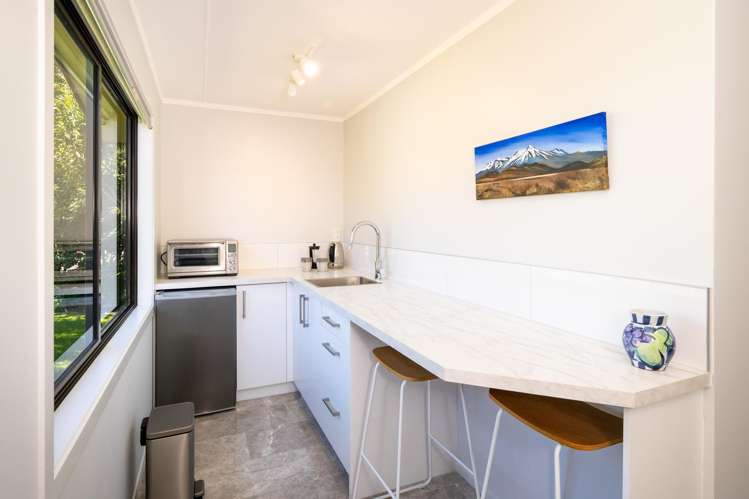 438 Twyford Road Twyford_24