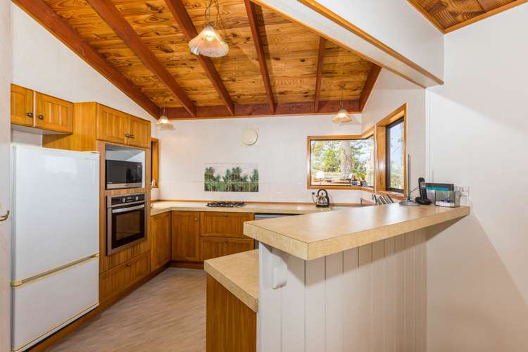 72 Rosecamp Road Beach Haven_7