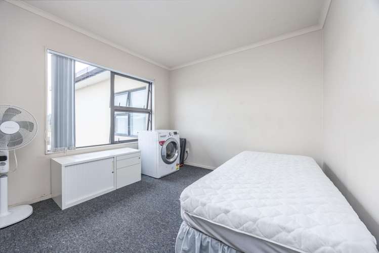 3y/1 Wadier Place Henderson_13