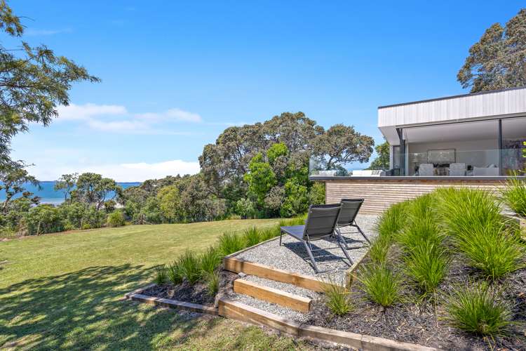 17 Rangimaarie Crescent Snells Beach_23