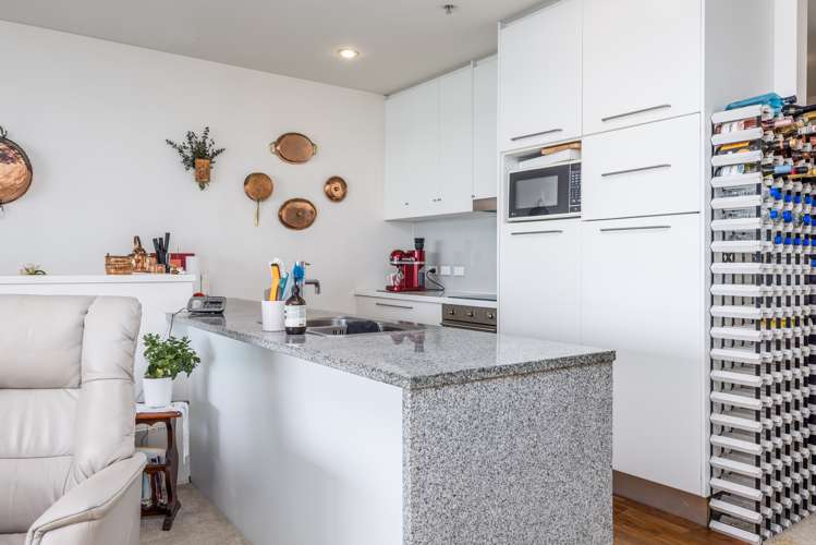 1514/2 Beach Road Auckland Central_8