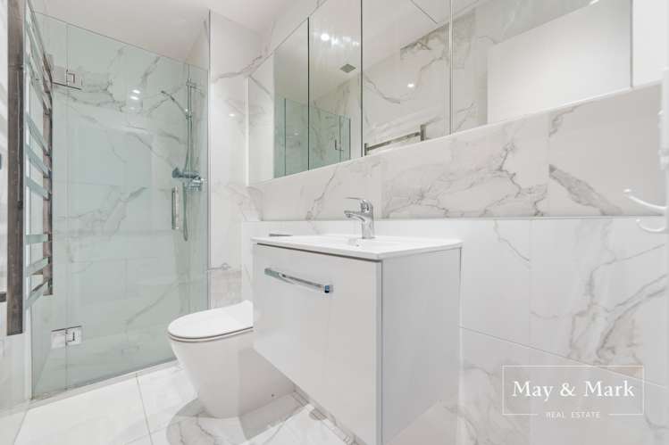 1013/47 Beach Road Auckland Central_14