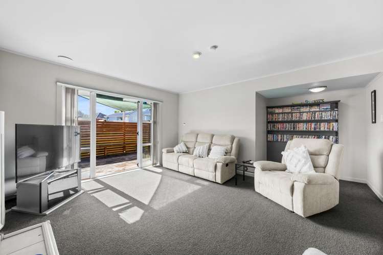 6 Toru Street Te Atatu Peninsula_32