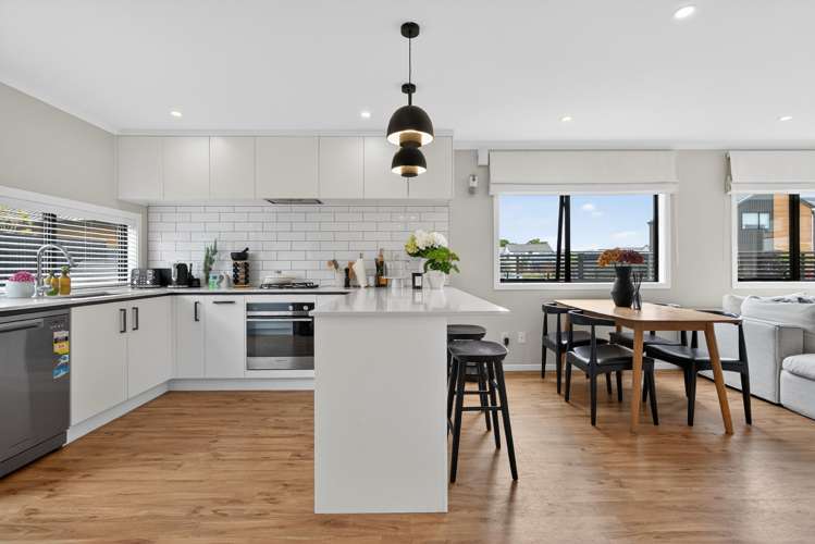 2 Balmerino Lane Wallaceville_6