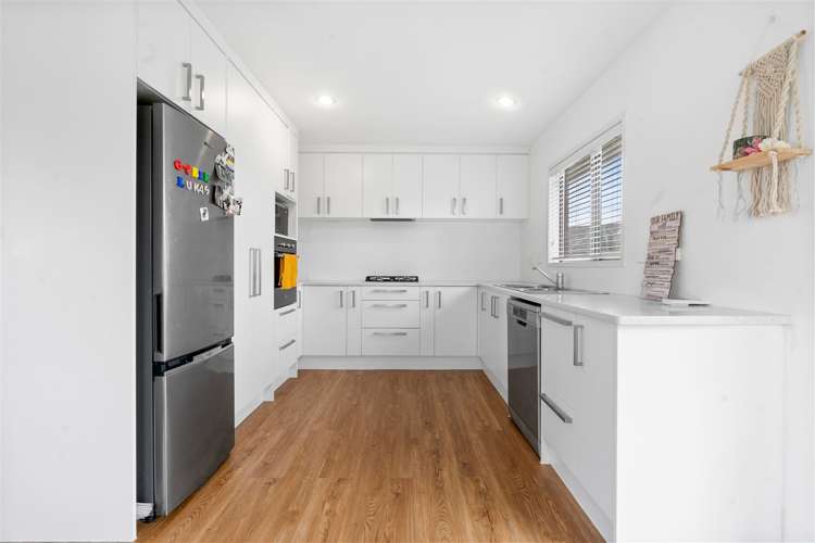 16 Alicante Avenue Hillpark_3