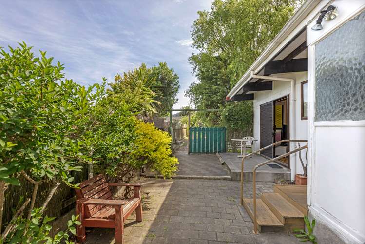 79a Iranui Road Inner Kaiti_14